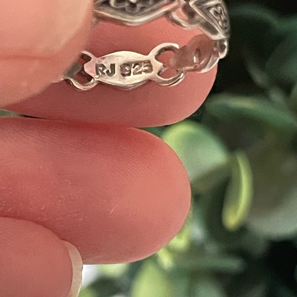 Vintage Avon Sterling Silver 925 Ring Marquise Garnet Birthstone Filigree - Picture 5 of 6